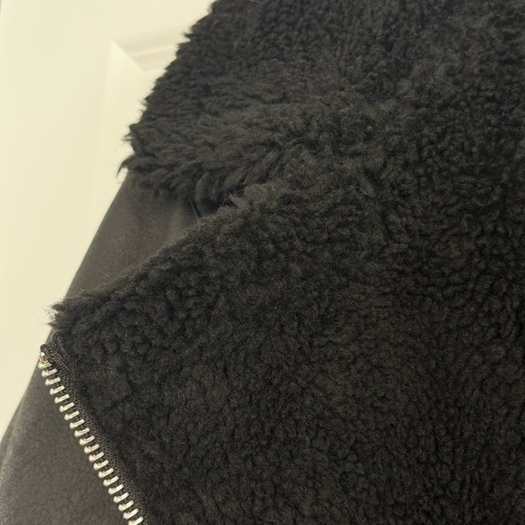 Zara Women's Black Shearling Jacket - Picture 3 of 4